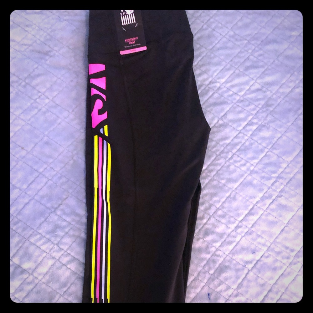 VS KNOCK  OUT CROP LEGGING MUTI COLOR NEW WITH TAG